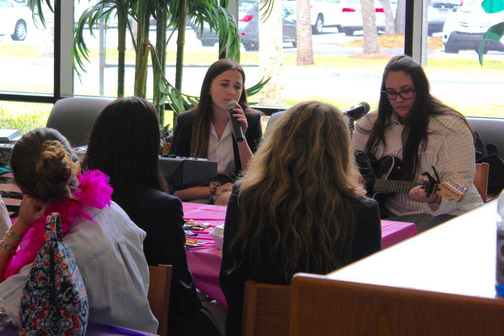 Students Enjoy Variety of Entertainment at Eat N’ Speak
