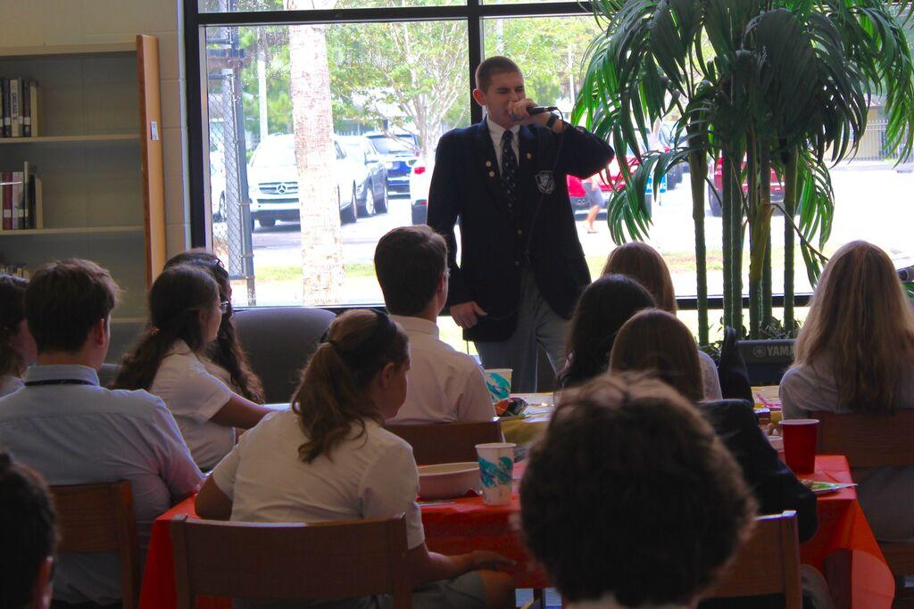 Students Enjoy Variety of Entertainment at Eat N’ Speak