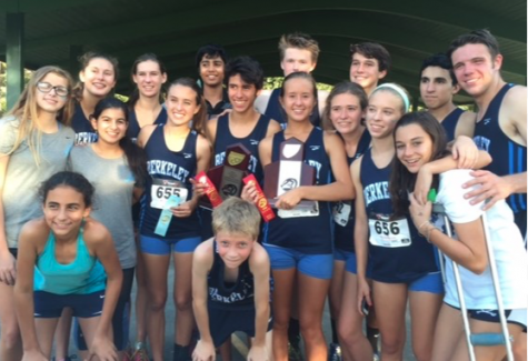 Last thursday, Berkeley Prep’s Cross Country teams competed at Districts in AL Lopez Park. After a grueling race, our Girls Cross Country team was named District Runner Up, and our Boys Cross Country team was named District Champions.
