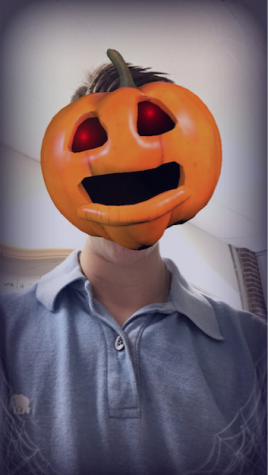 Sophomore Eli Siegman has fun with Snapchat's new Halloween update. 