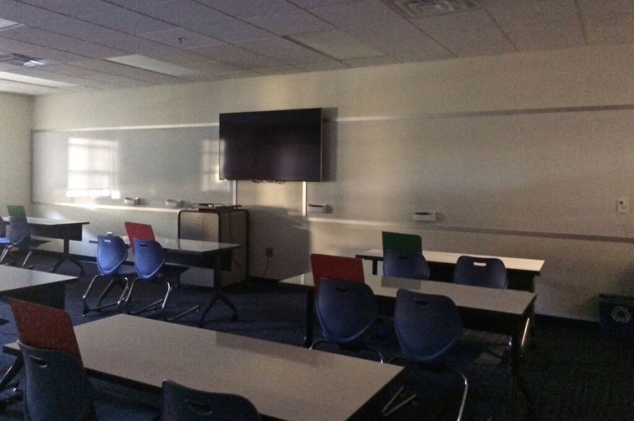 No clocks can be found in this classroom in the Gries. 