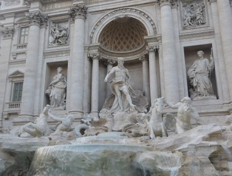 OLD MEETS NEW: Students were able to visit famous works of art, such as the Trevi Fountain in Rome, while also working on their own contemporary styles. Photo by Alicia Rose