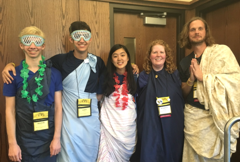 TOGA TIME: Weston Poe ’22, Samir Saeed ’21, Mara Xiong ’20, Sarah McDaniels and Phil Dillinger (from left) dress in their best togas for the Roman Procession on the final day of the NJCL convention.