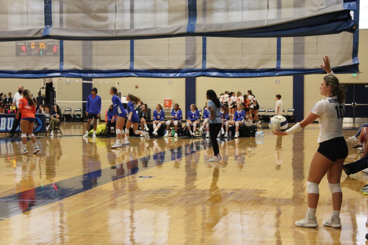 Gallery: Varsity Football & Volleyball (9/17/21)