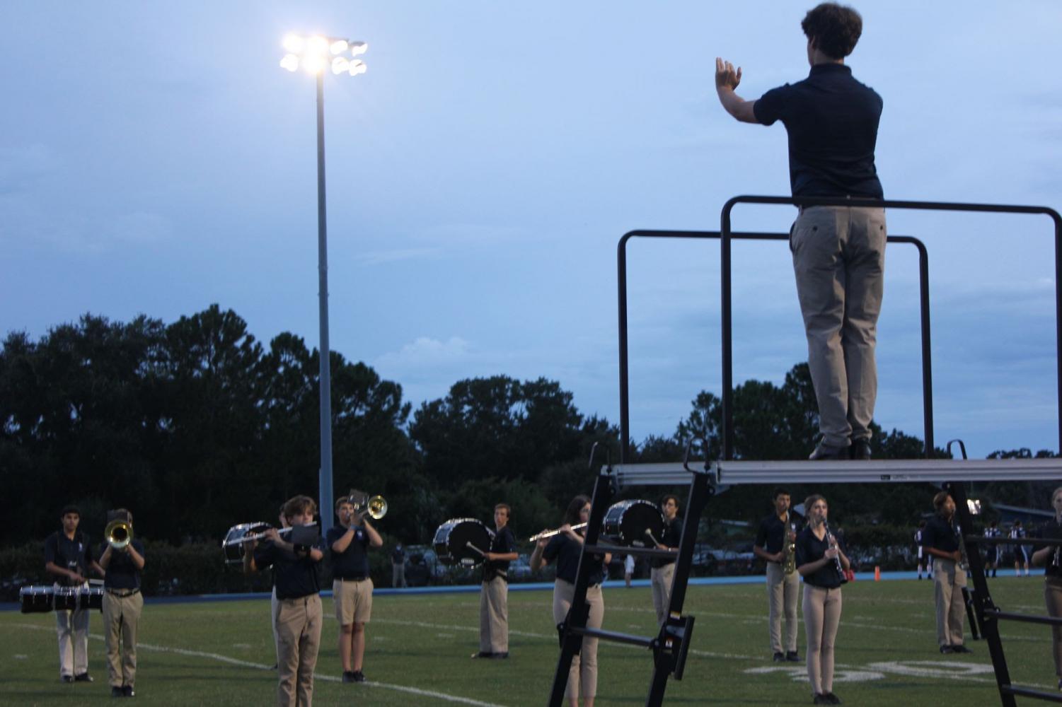 Gallery: Varsity Football & Volleyball (9/17/21)