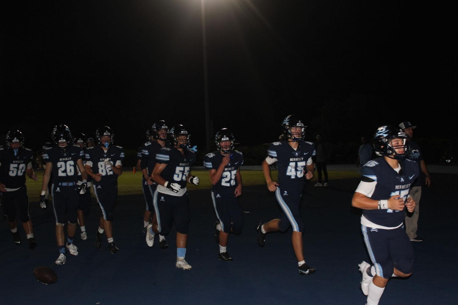Gallery: Varsity Football & Volleyball (9/17/21)