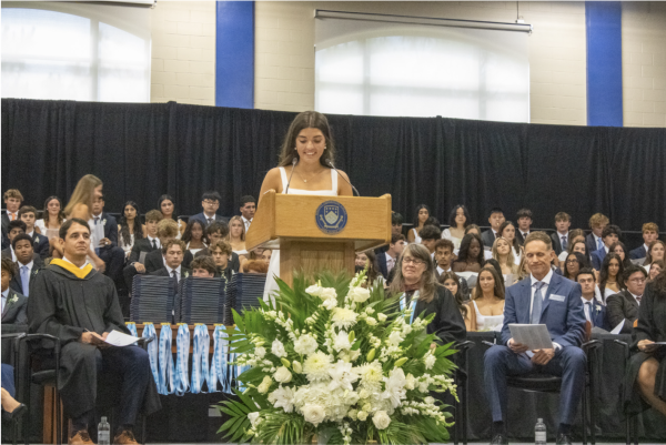 Don’t Fear the Fall: Sage Bischof presents the gift of $200,150.60 on behalf of the Class of 2026